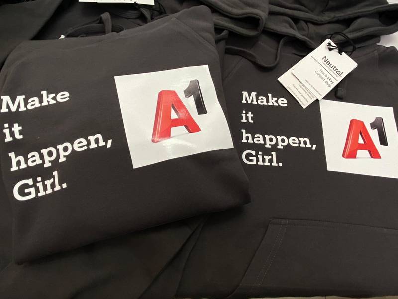 Textildruck Wien, A1 Hoodies mit DTF-Druck