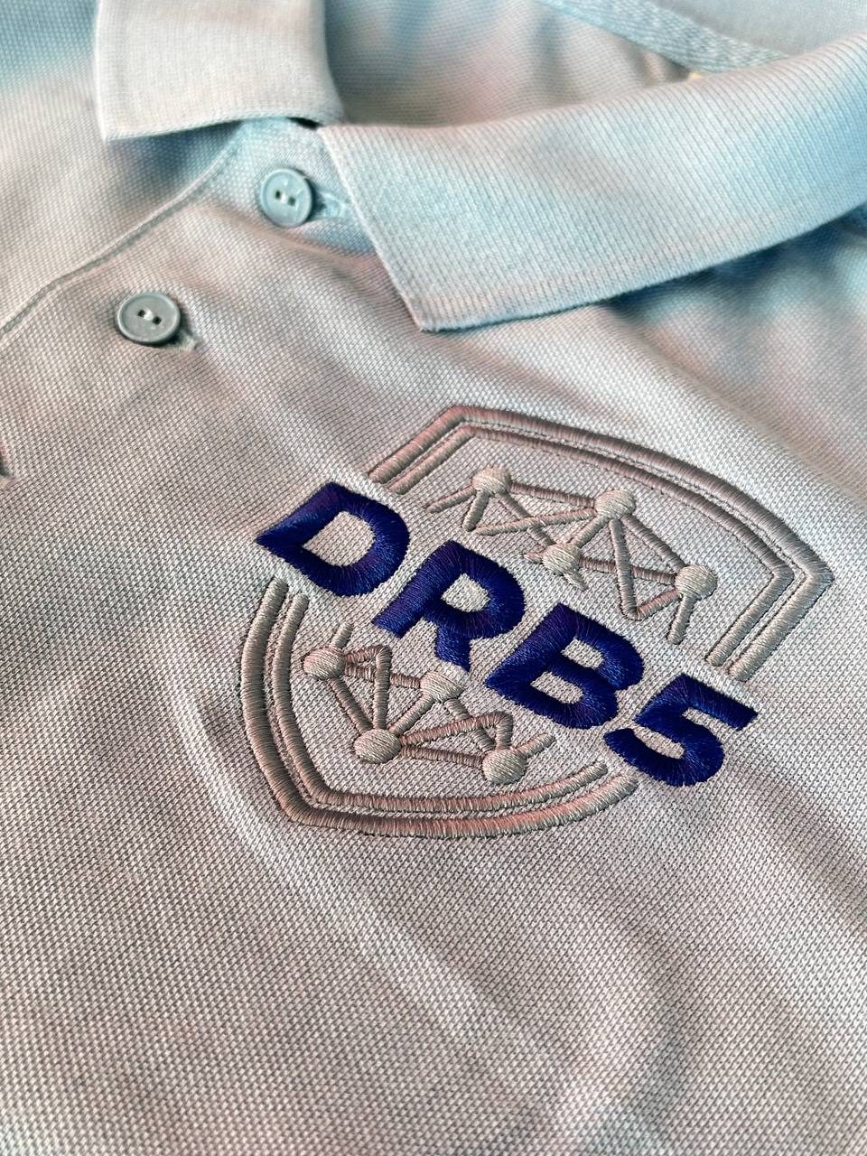 Polo mit gesticktem Wappen, edle Veredelung Wiener Stickerei