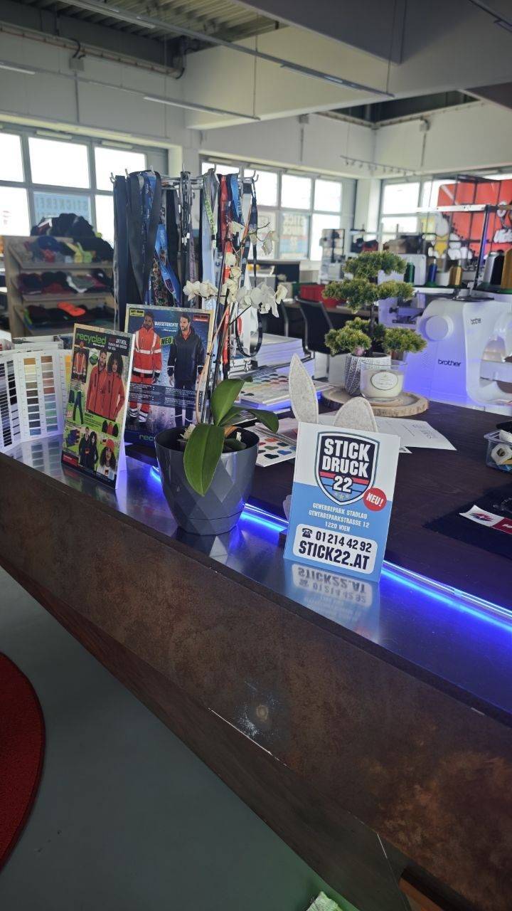 Rezeption und Schauraum der Wiener Stickerei im Gewerbepark Stadlau Wien