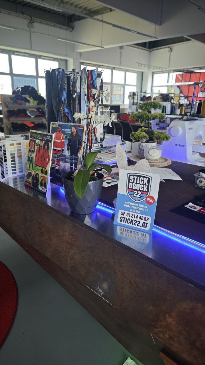 Rezeption und Schauraum der Wiener Stickerei im Gewerbepark Stadlau Wien